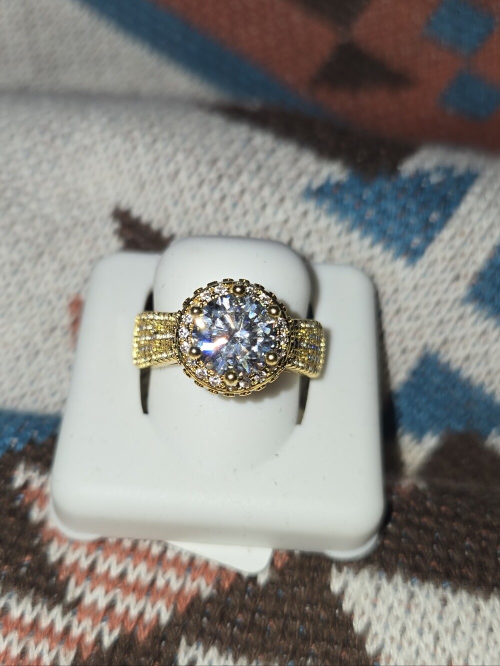 18 Kt 2 Ct Moisannite Ring